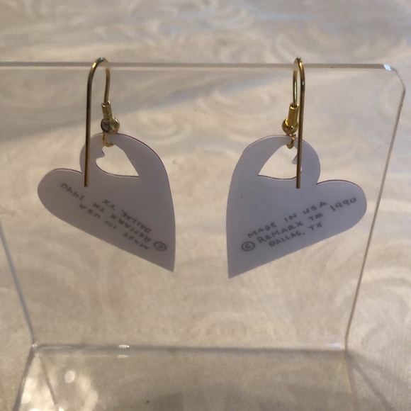 NWOT Kitschy heart pierced earrings - Picture 7 of 9